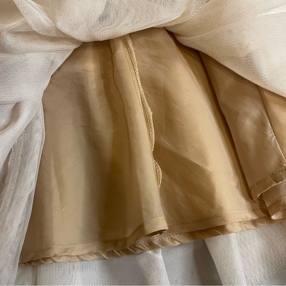 H&M Beige Decorative Belt Flower Glitter Tulle Dress - Picture 4 of 5